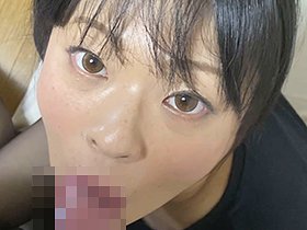 ［求人募集・素人面接］ 弊社の従業員を募集したらバスト100cm超えHカップの爆乳ムチムチおばさんが来たからAV出演しないか口説いてみた！　サンプル画像04